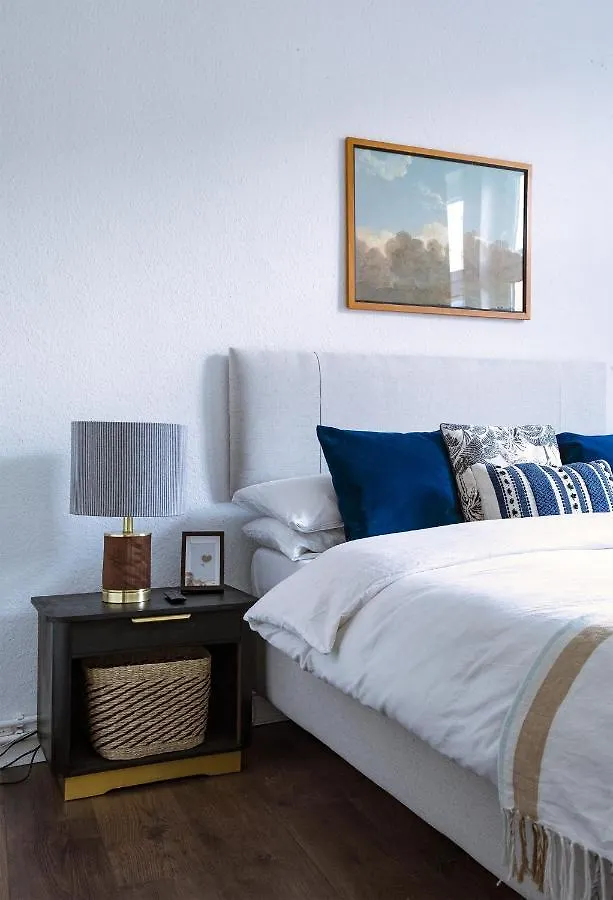 Central Design Studio Apartment In Direct Line To Fair Hannover